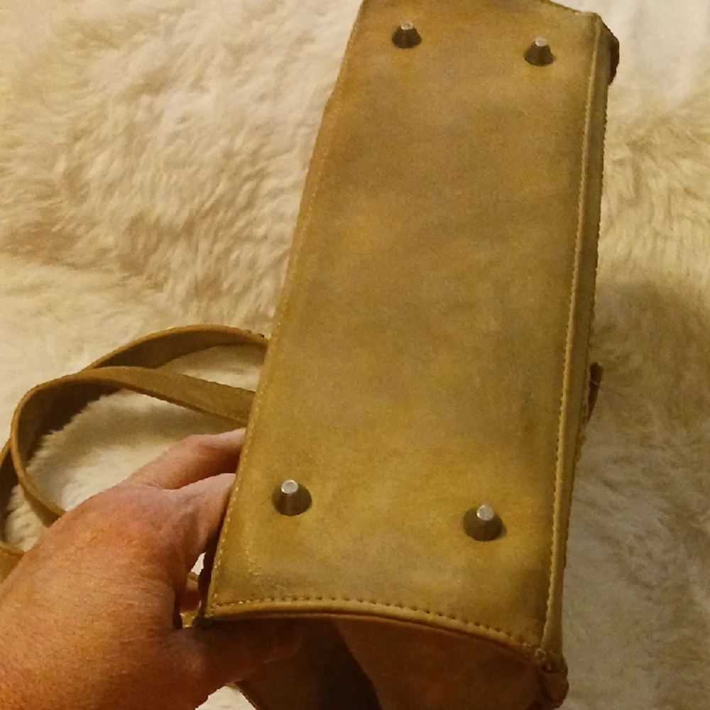 Montana WestStylish Tan and Brown Women's Bag - Picture 6 of 17